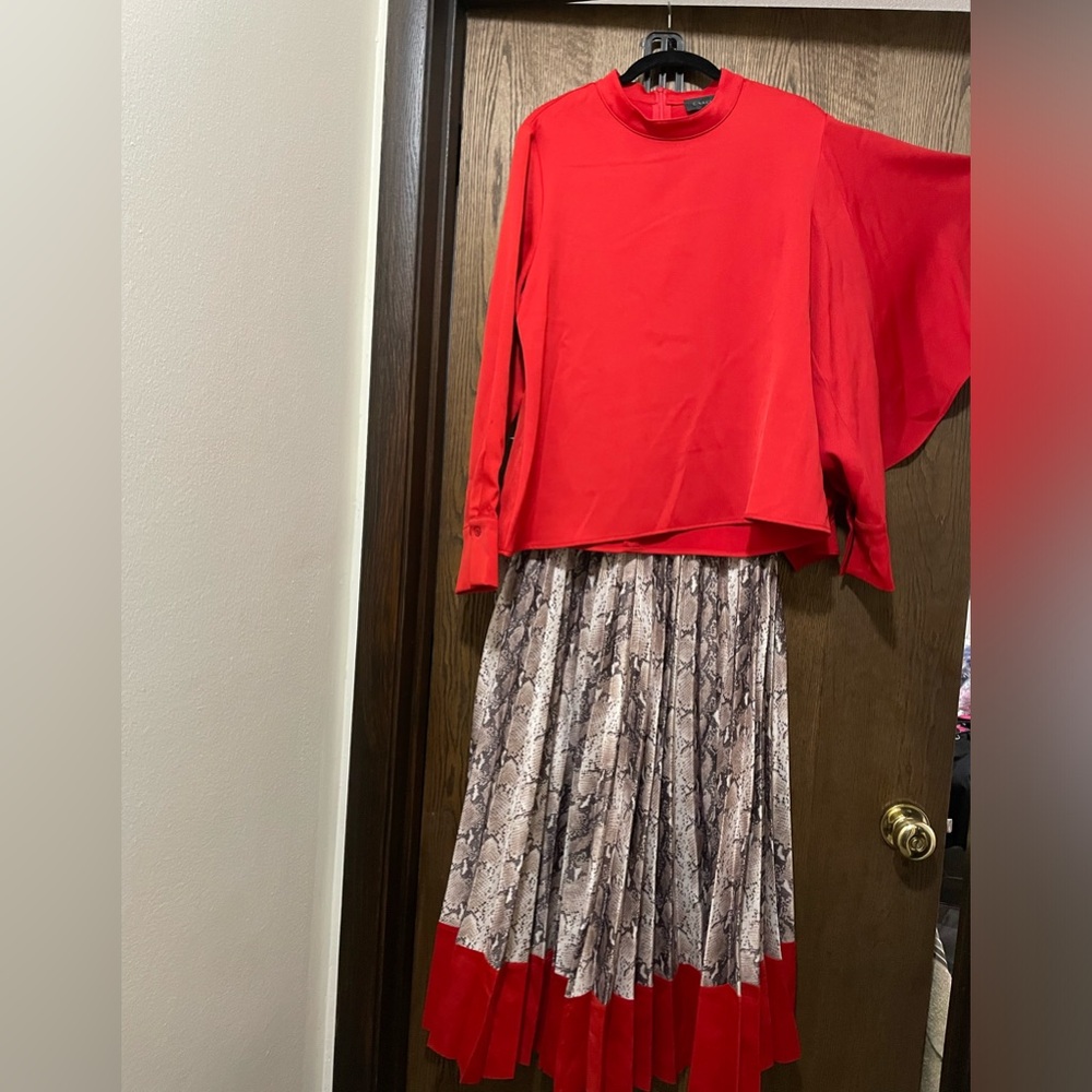 Two piece skirts set by Garcia , Lucy Paris
